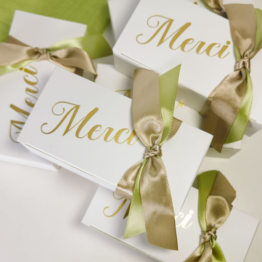 Wedding Supply Business - Kotak hadiah kecil MERCI kotak suvenir